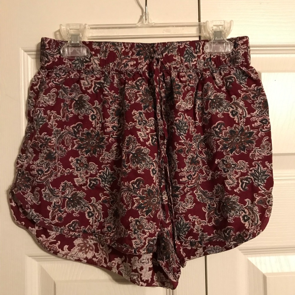 ABERCROMBIE AND FITCH Size Small Shorts Maroon